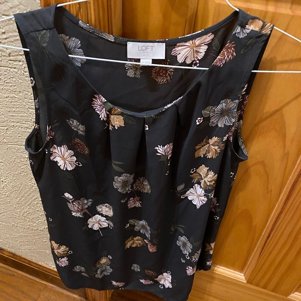 Loft outlet petites XS floral and black sheer tank